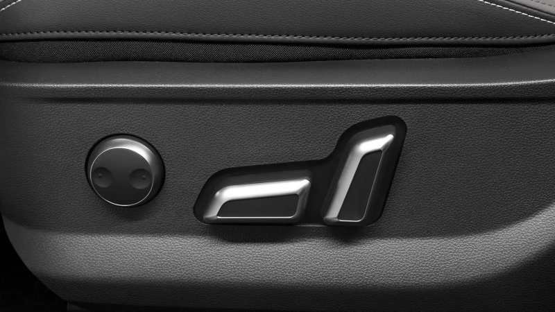 Сиденье водителя с электрическими регулировками в 8 направлениях